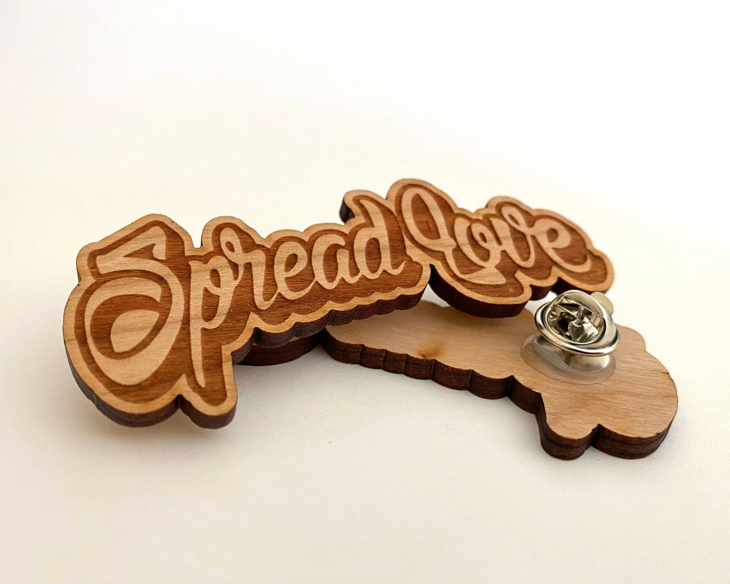 Spread Love - PIN